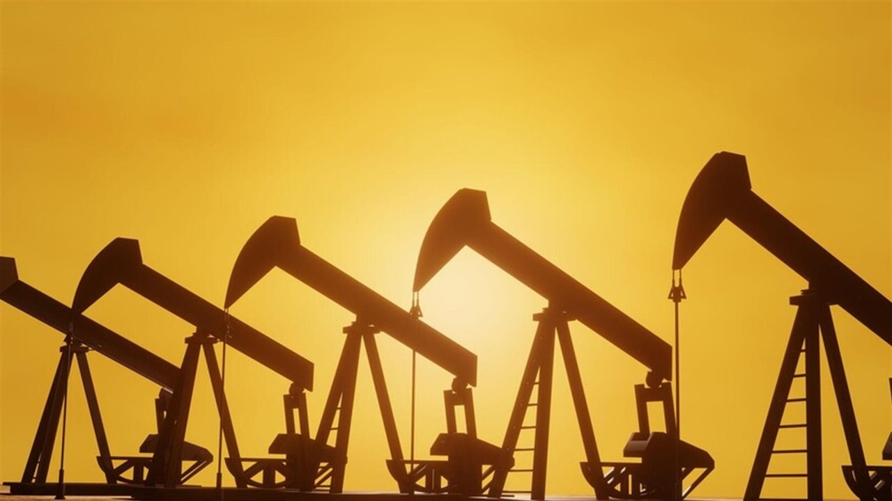 النفط الأميركي فوق 100 دولار لأول مرة منذ 2022