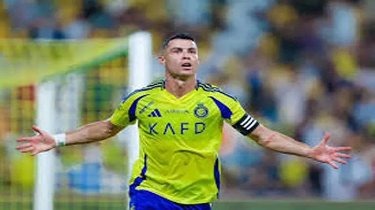 كريستيانو رونالدو يقود تشكيل النصر المتوقع أمام الخلود في الدوري السعو
